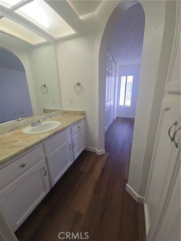 6065 Estelle 13, San Diego, CA 92115