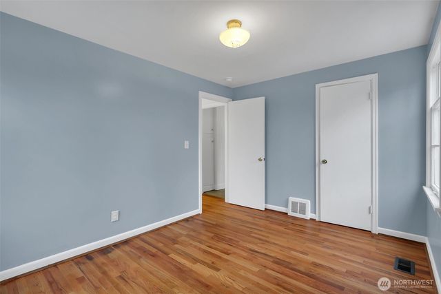 12534 North Park Avenue N, Seattle, WA 98133