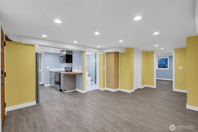 12534 North Park Avenue N, Seattle, WA 98133