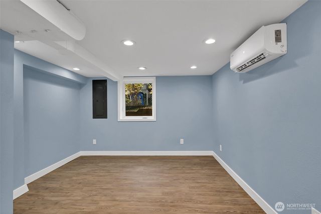 12534 North Park Avenue N, Seattle, WA 98133