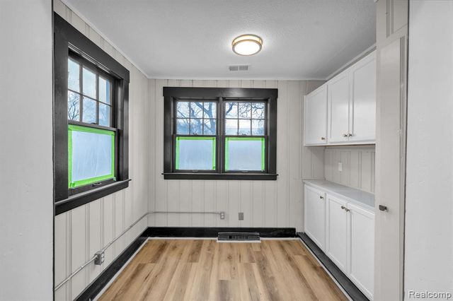 121 Monterey Street, Highland Park, MI 48203