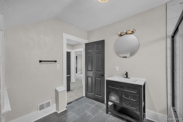 121 Monterey Street, Highland Park, MI 48203