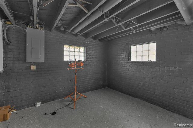 121 Monterey Street, Highland Park, MI 48203