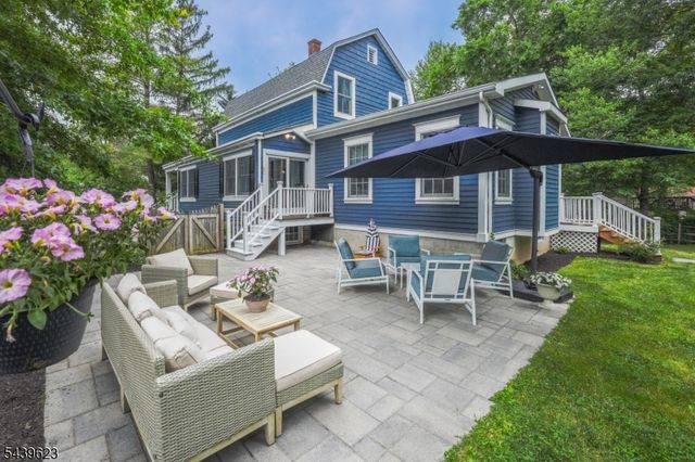 413 Mountain Ave, Long Hill Twp., NJ 07933