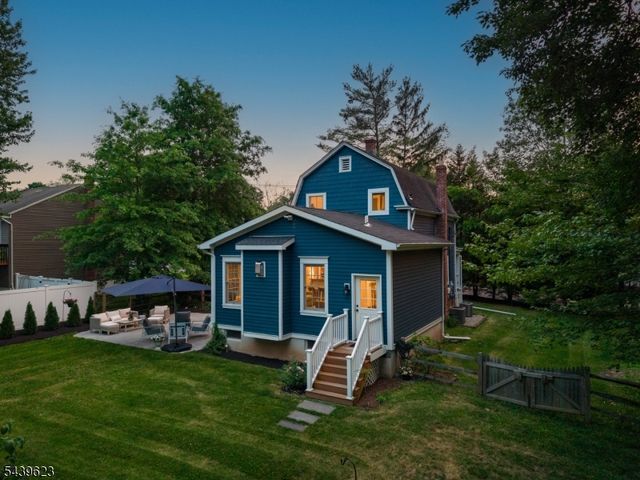 413 Mountain Ave, Long Hill Twp., NJ 07933