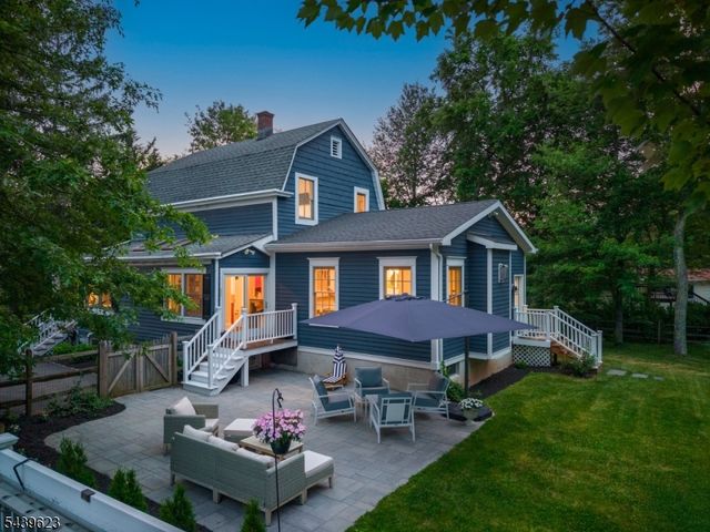 413 Mountain Ave, Long Hill Twp., NJ 07933