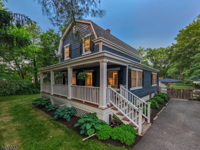 413 Mountain Ave, Long Hill Twp., NJ 07933