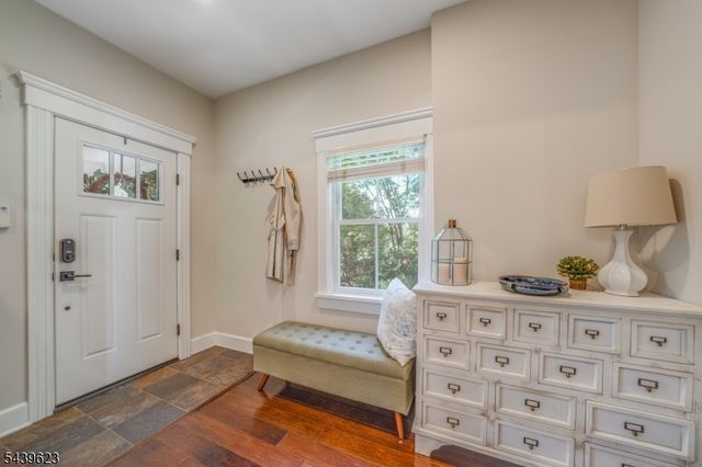 413 Mountain Ave, Long Hill Twp., NJ 07933