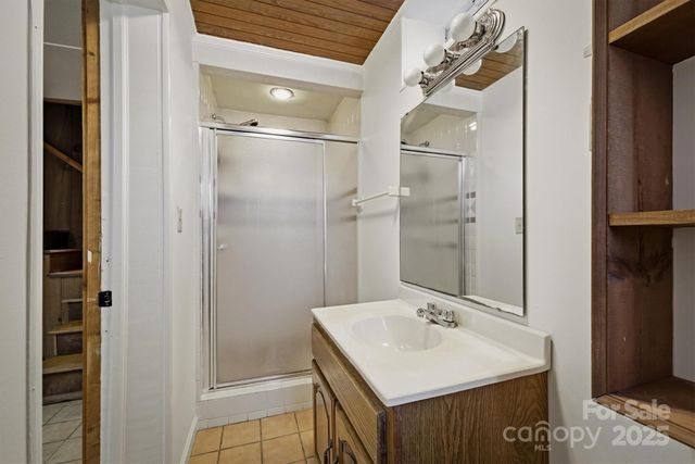 2705 W US 70 Highway, Morganton, NC 28655