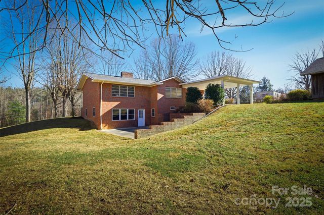 2705 W US 70 Highway, Morganton, NC 28655