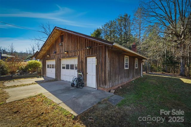 2705 W US 70 Highway, Morganton, NC 28655