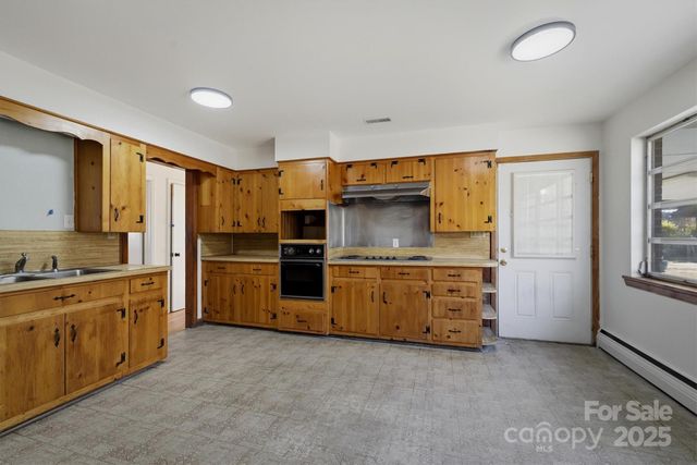 2705 W US 70 Highway, Morganton, NC 28655