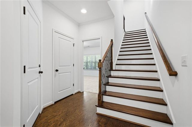 950 Opelousas Way, Atlanta, GA 30328