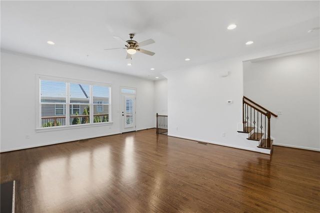 950 Opelousas Way, Atlanta, GA 30328