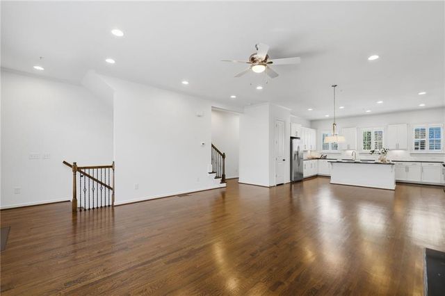 950 Opelousas Way, Atlanta, GA 30328