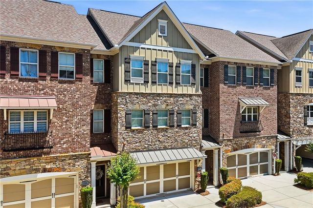 950 Opelousas Way, Atlanta, GA 30328