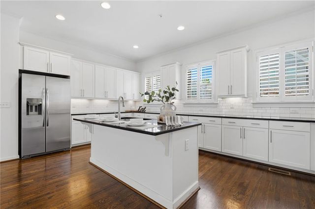 950 Opelousas Way, Atlanta, GA 30328