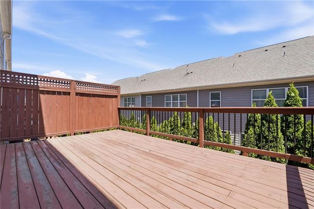 950 Opelousas Way, Atlanta, GA 30328