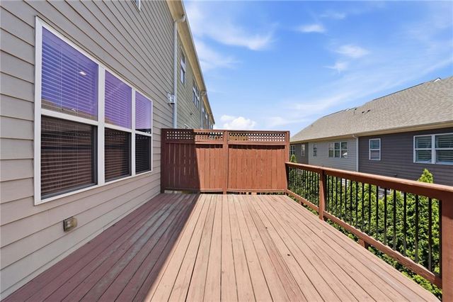 950 Opelousas Way, Atlanta, GA 30328