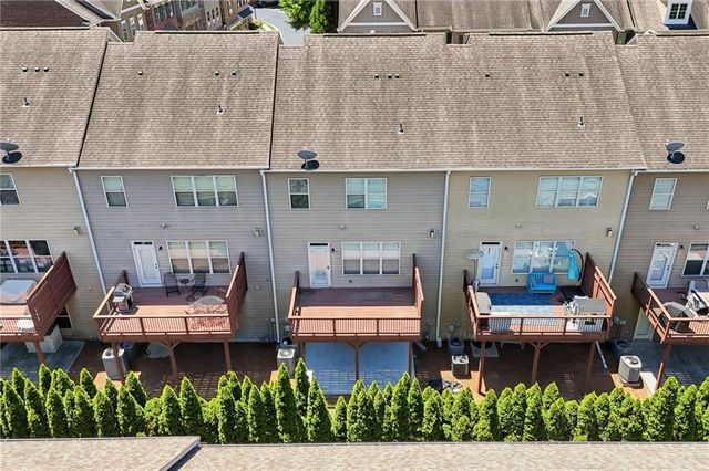 950 Opelousas Way, Atlanta, GA 30328