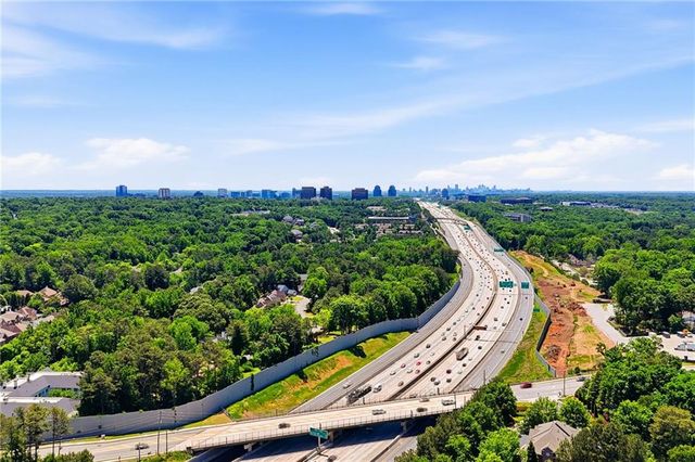 950 Opelousas Way, Atlanta, GA 30328