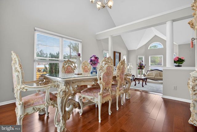 1 OWL CT, Marlton, NJ 08053