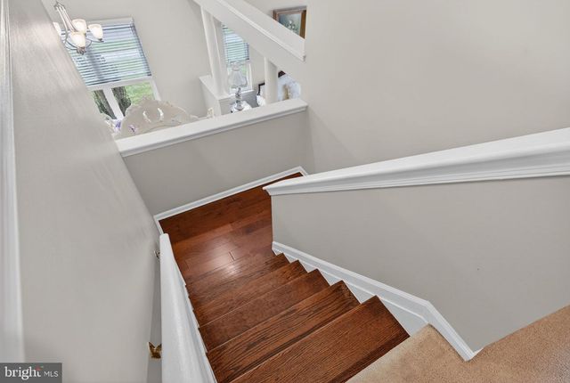 1 OWL CT, Marlton, NJ 08053