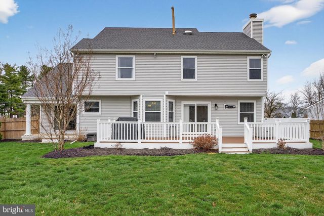 1 OWL CT, Marlton, NJ 08053