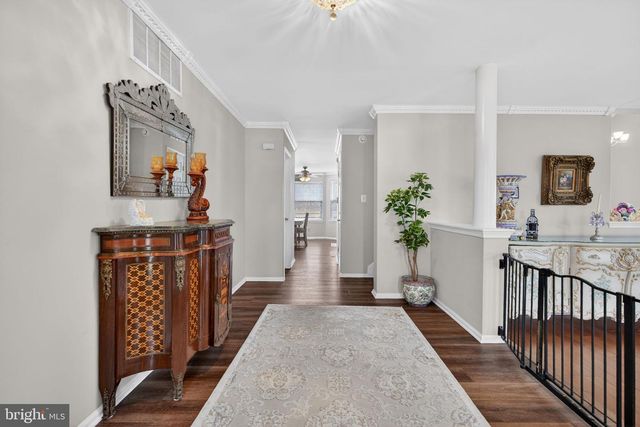 1 OWL CT, Marlton, NJ 08053