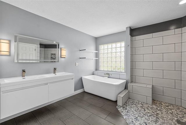 1 WALTON PLACE, Palm Coast, FL 32164