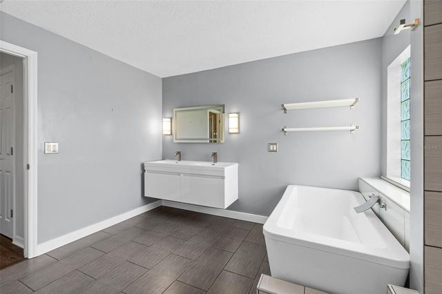 1 WALTON PLACE, Palm Coast, FL 32164