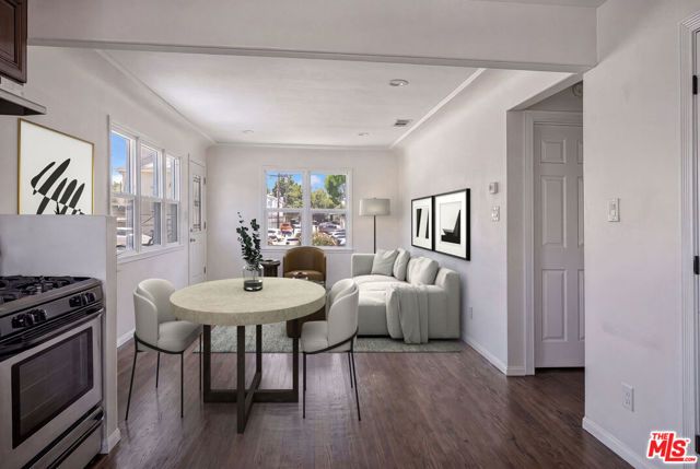 422 N Everett Street, Glendale, CA 91206