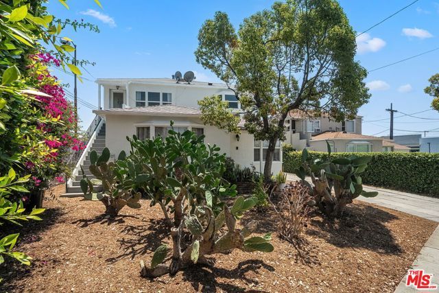 422 N Everett Street, Glendale, CA 91206