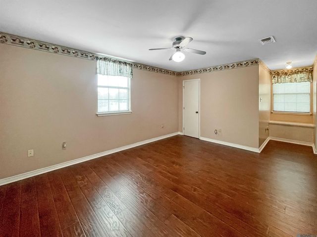 13616 Denham Rd, Central, LA 70818
