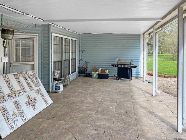 13616 Denham Rd, Central, LA 70818