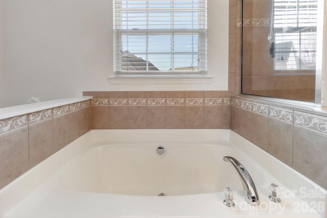 2318 Whitford Lane, Charlotte, NC 28210