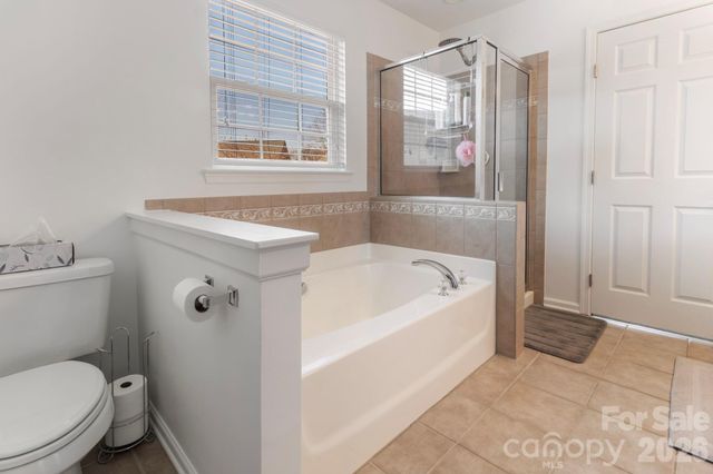 2318 Whitford Lane, Charlotte, NC 28210