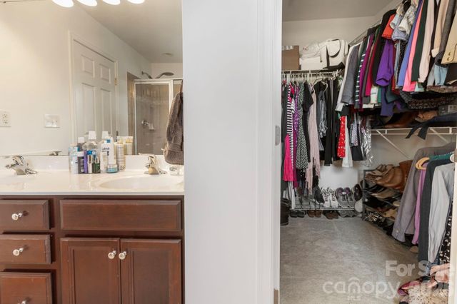 2318 Whitford Lane, Charlotte, NC 28210