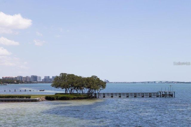 4511 BAY SHORE ROAD, Sarasota, FL 34234