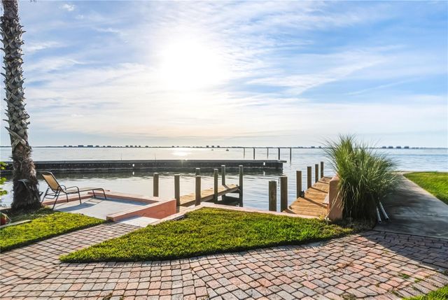 4511 BAY SHORE ROAD, Sarasota, FL 34234