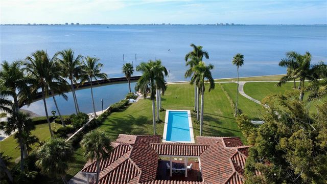 4511 BAY SHORE ROAD, Sarasota, FL 34234