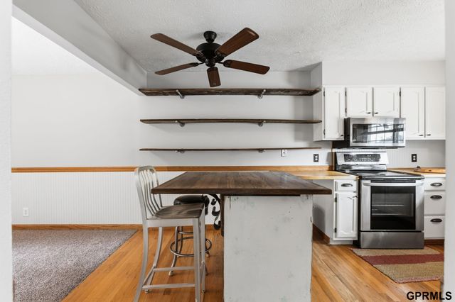 411 Laredo Road, Papillion, NE 68046