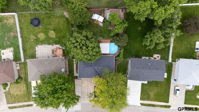 411 Laredo Road, Papillion, NE 68046