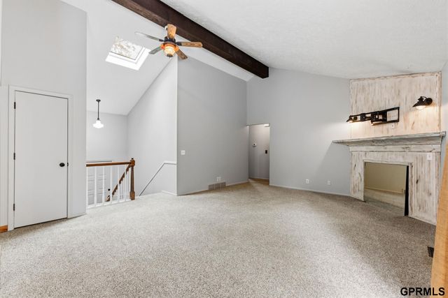411 Laredo Road, Papillion, NE 68046