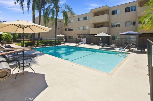 2386 E Del Mar Boulevard 111, Pasadena, CA 91107