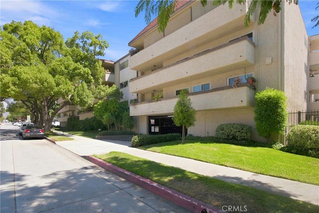 2386 E Del Mar Boulevard 111, Pasadena, CA 91107