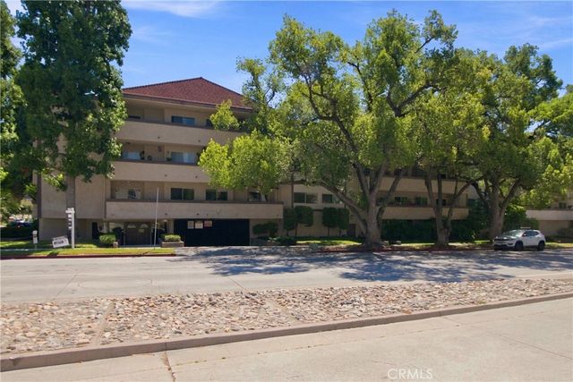 2386 E Del Mar Boulevard 111, Pasadena, CA 91107