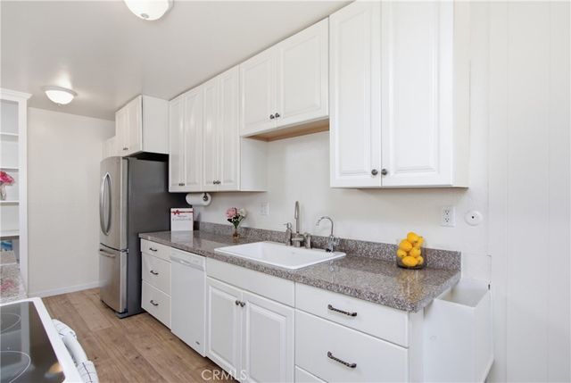 2386 E Del Mar Boulevard 111, Pasadena, CA 91107