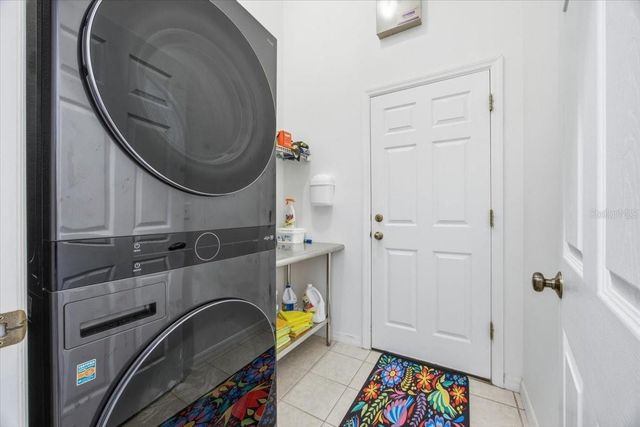 842 LOCKBREEZE DRIVE, Davenport, FL 33897