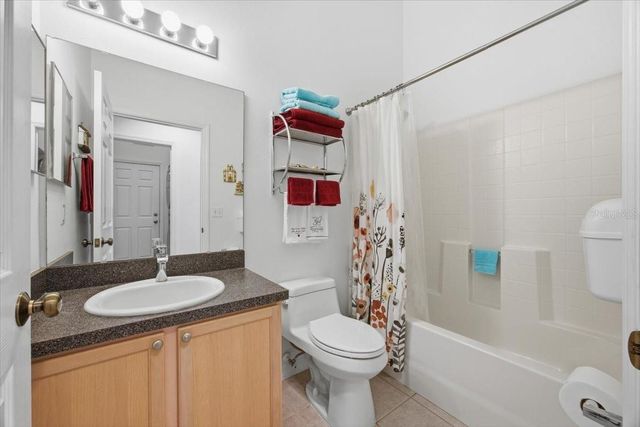 842 LOCKBREEZE DRIVE, Davenport, FL 33897
